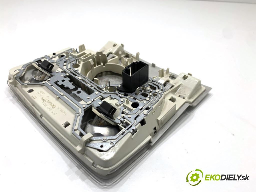 VW GOLF V Kombi 2007 77 kW 1.9 TDI 1896 Svetlo stropné 1K0947105