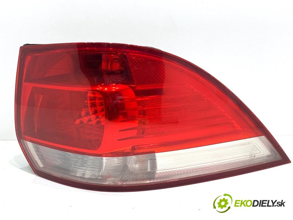 VW GOLF V Kombi 2007 77 kW 1.9 TDI 1896 Svetlo pravy zad 1K9945096A