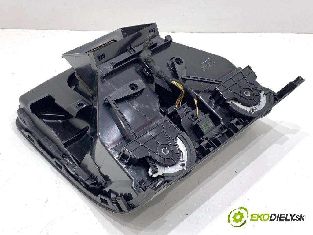 VW GOLF V Kombi 2007 77 kW 1.9 TDI 1896 Mriežky kúrenia predný 1K0819743A