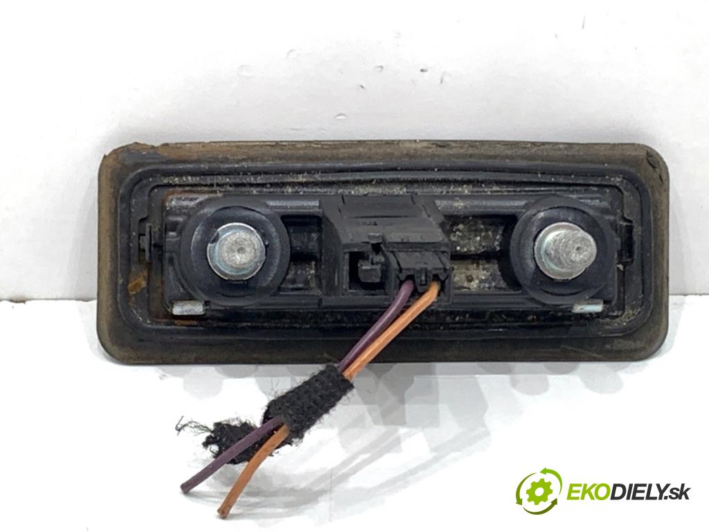 VW GOLF V Kombi 2007 77 kW 1.9 TDI 1896 Kľučka dverí zad