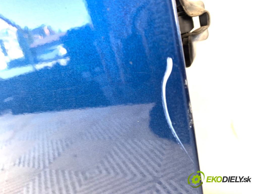 SEAT IBIZA IV coupe 2012 55 kW 1.2 TDI 1199 dveře pravý přední část LW5P