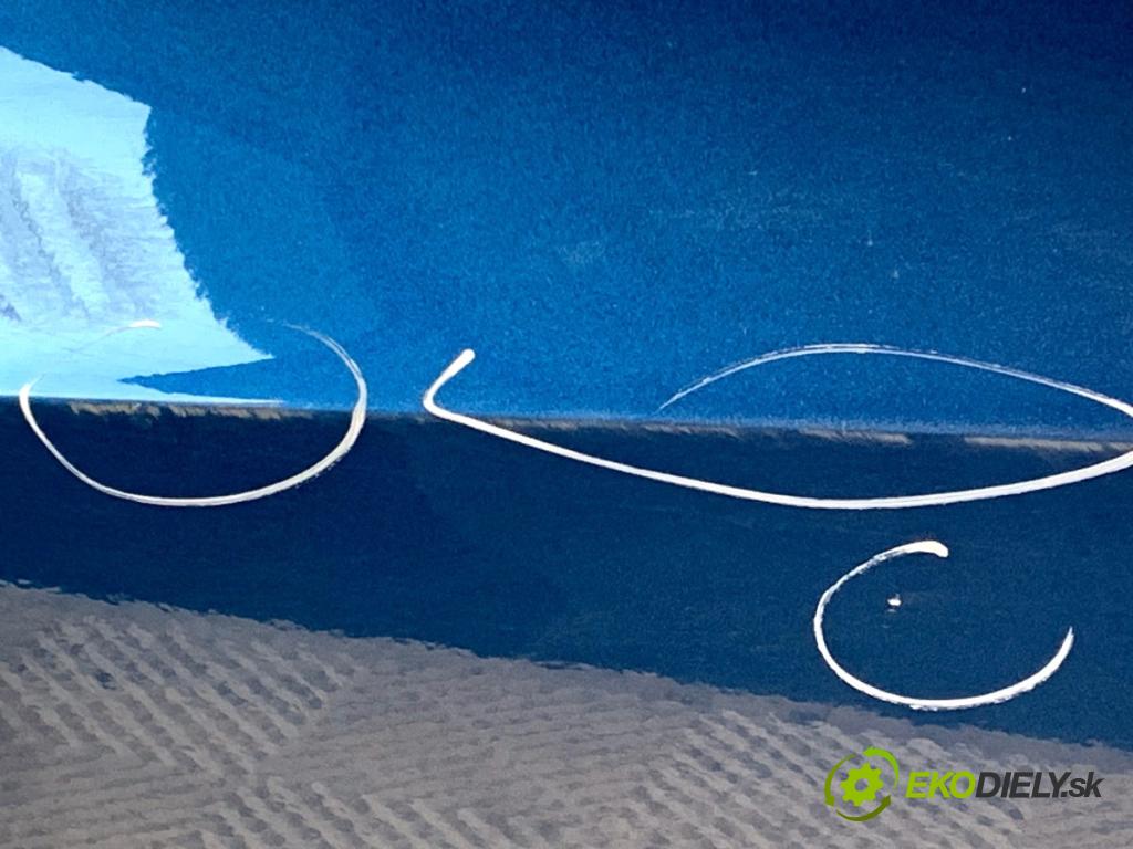 SEAT IBIZA IV coupe 2012 55 kW 1.2 TDI 1199 dveře pravý přední část LW5P