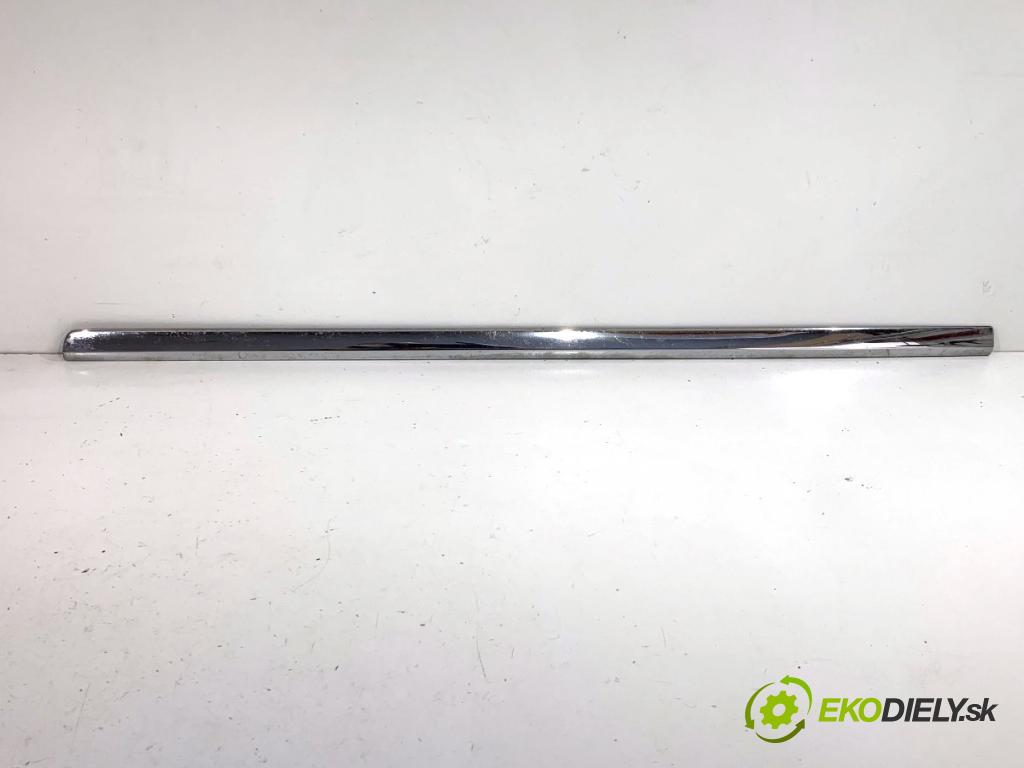 VW TRANSPORTER T5 Autobus 2015 103 kW 2.0 TDI 1968 lišta dveře pravý přední část 7E0853054