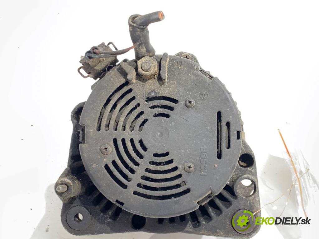 VW TRANSPORTER T4 Autobus 1995 57 kW 2.4 D 2370 Alternátor 074903023Q (Alternátor)