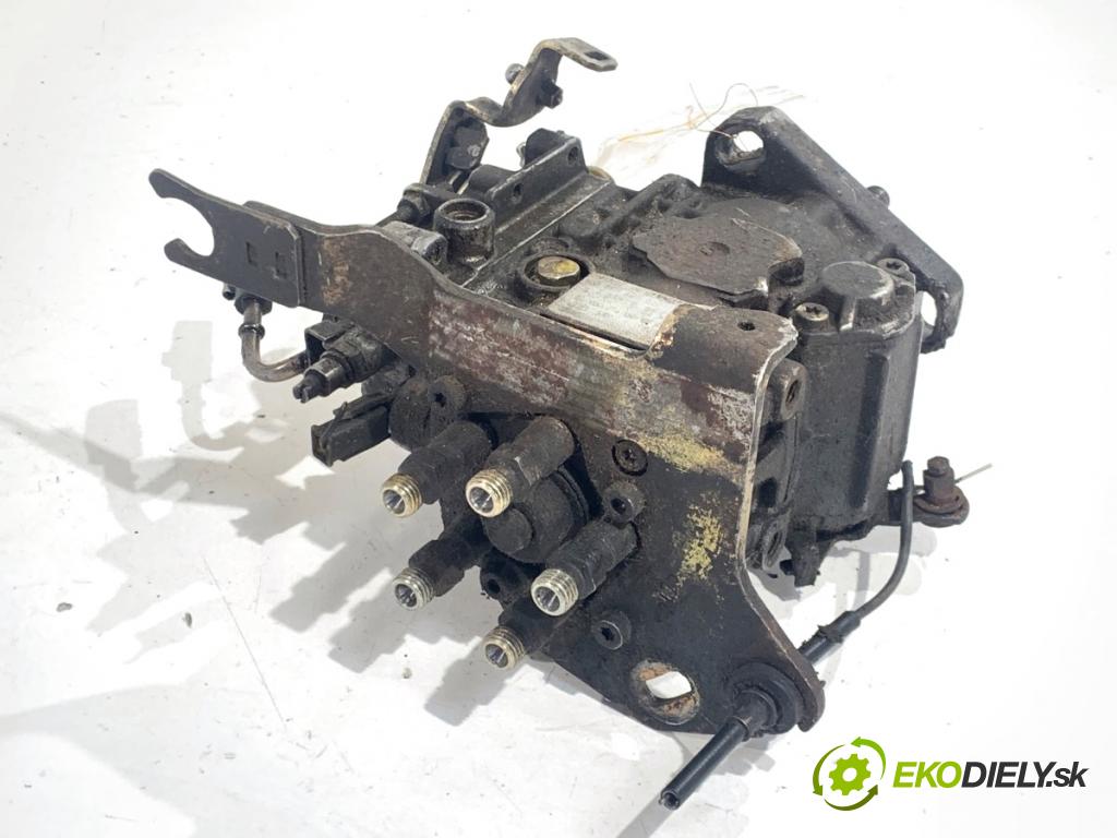 VW TRANSPORTER T4 Autobus 1995 57 kW 2.4 D 2370 Pumpa vstrekovacia 074130108G (Vstrekovacie čerpadlo)