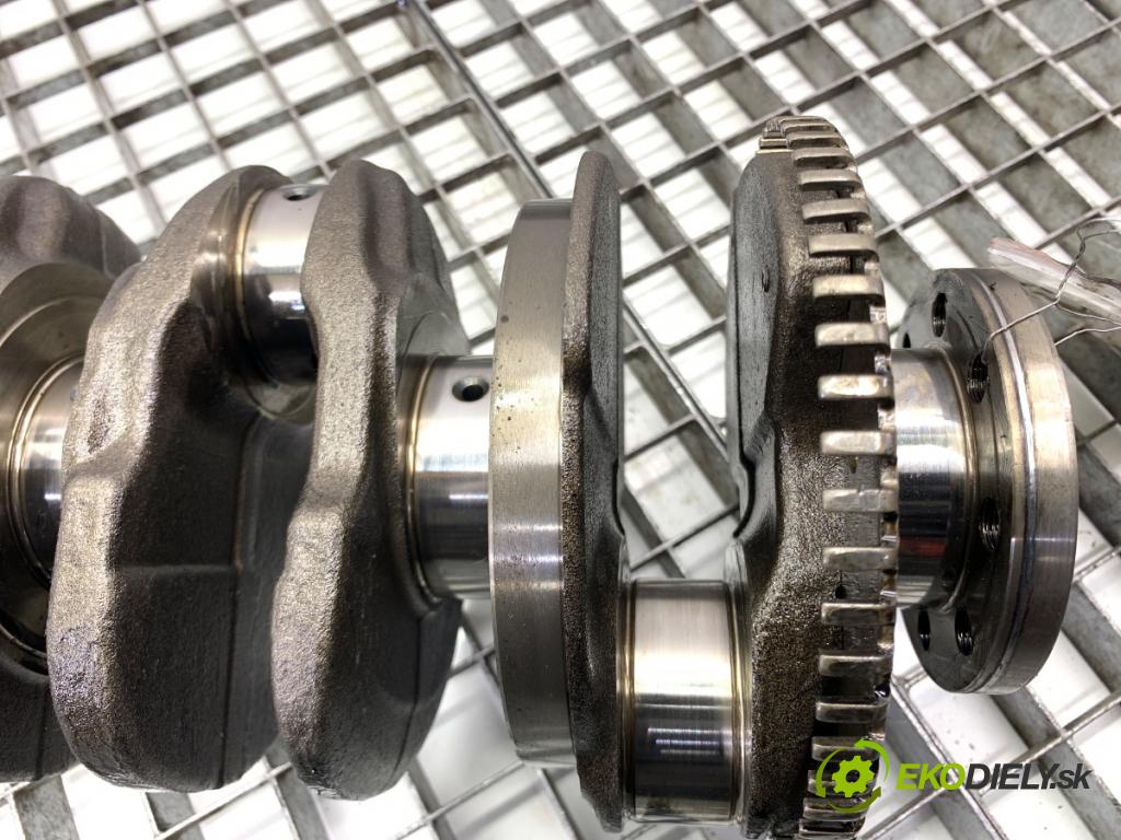 RENAULT MASTER III Autobus 2019 125 kW 2.3 dCi 170 FWD (JV0L) 2298 kardaň hřídel KORBOVÝ: M9T706 (Blok motoru ostatní)