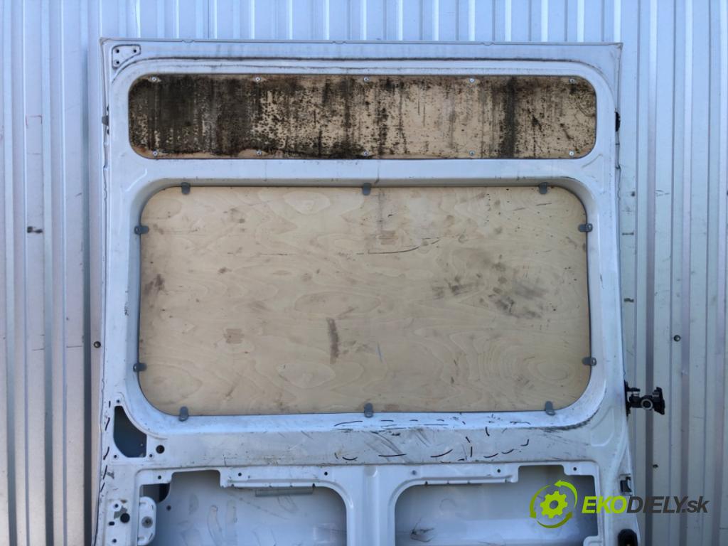 PEUGEOT BOXER II Skrzynia 2022 103 kW 2.2 BlueHDi 140 2179 Dvere pravy zad posuvné