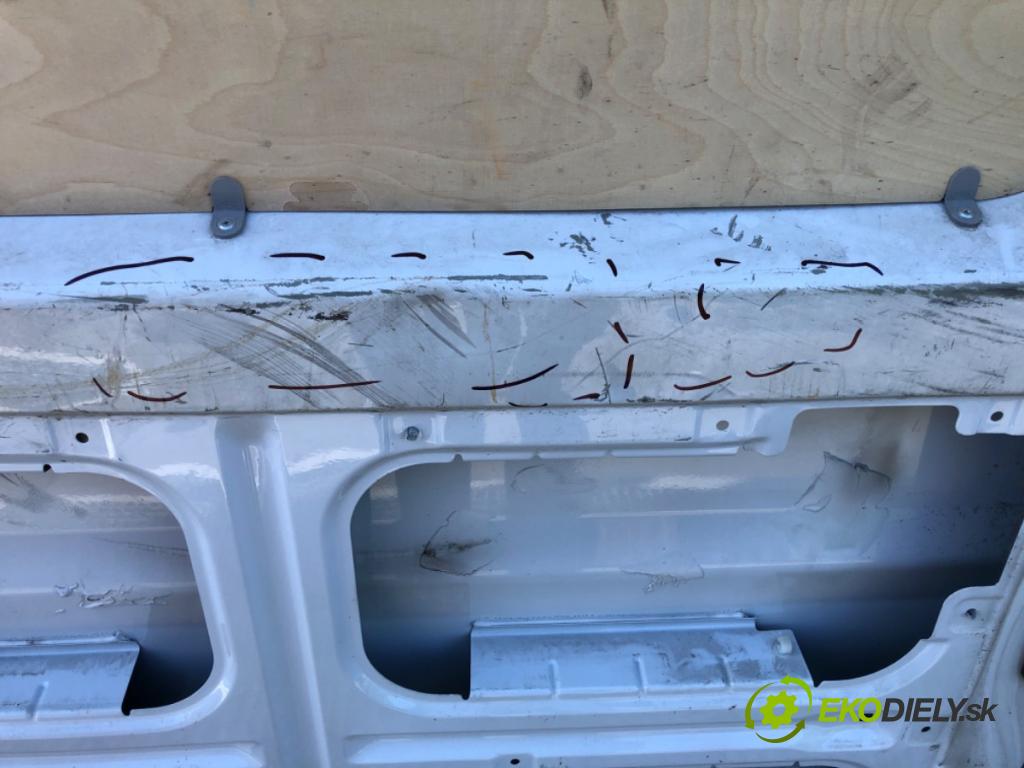 PEUGEOT BOXER II Skrzynia 2022 103 kW 2.2 BlueHDi 140 2179 Dvere pravy zad posuvné