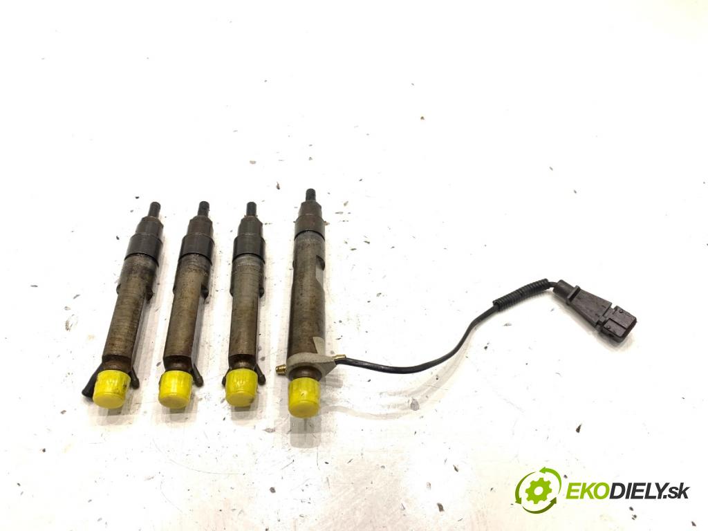 AUDI A3 8L liftback 2000 66 kW 1.9 TDI 1896 vstřikovací ventily 028130202P