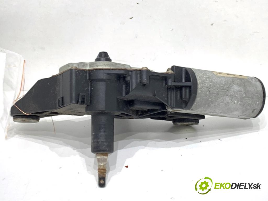 AUDI A3 8L liftback 2000 66 kW 1.9 TDI 1896 motor stěračů zadní část 8L0955711B