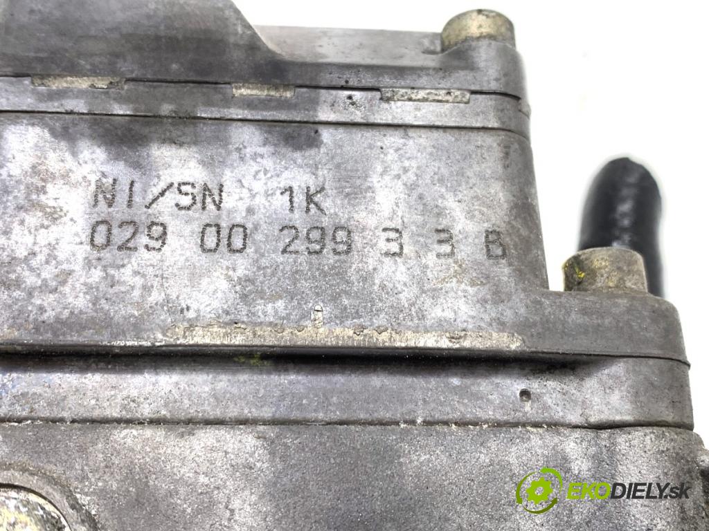 AUDI A3 8L liftback 2000 66 kW 1.9 TDI 1896 pumpa vstřikovací 038130107D (Vstřikovací čerpadlo)