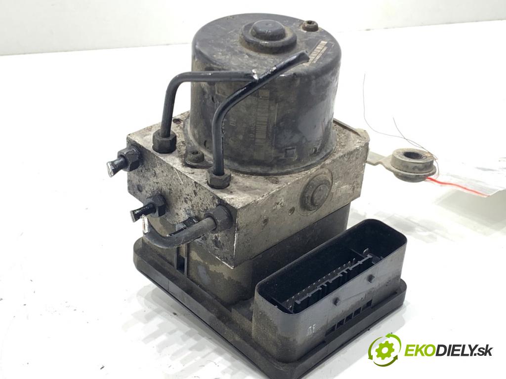 AUDI A3 8L liftback 2000 66 kW 1.9 TDI 1896 pumpa ABS 1C0907379E (Pumpa ABS)