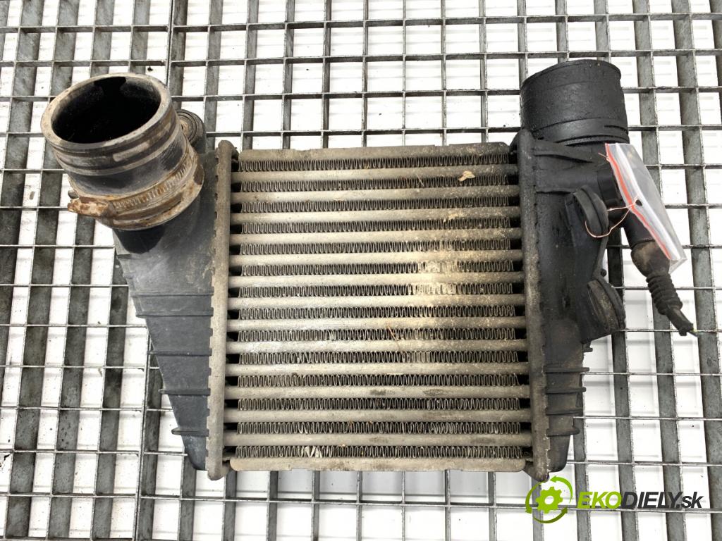 AUDI A3 8L liftback 2000 66 kW 1.9 TDI 1896 intercooler 1J0145803F (Intercooler (chladič nasávaného vzduchu))