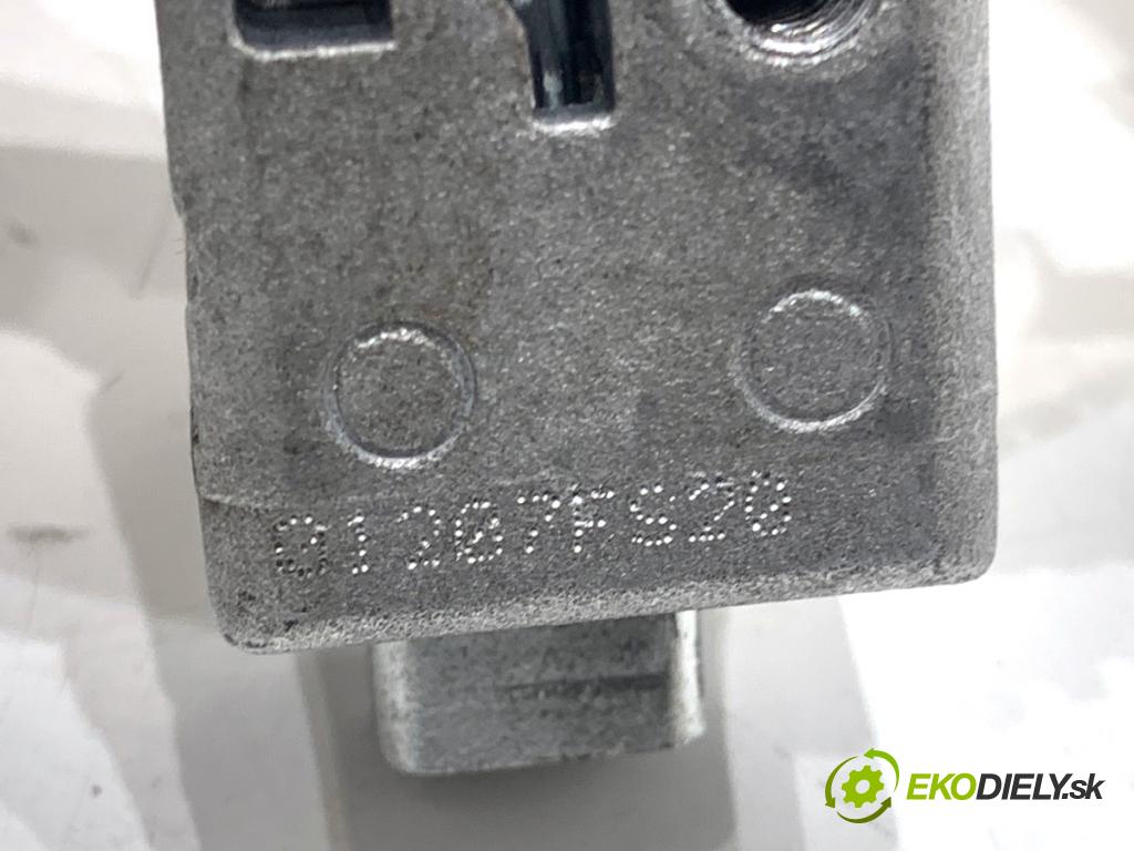 TOYOTA AYGO I liftback 2007 50 kW 1.0 (KGB10_) 998 spinačka  (Spínacia skrinka)