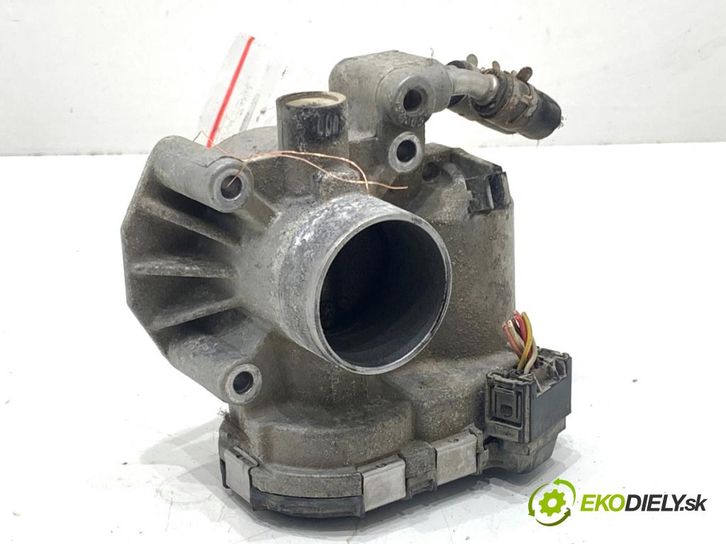 TOYOTA AYGO I liftback 2007 50 kW 1.0 (KGB10_) 998 Škrtiaca klapka 22030-00020 (Škrtiaca klapka)