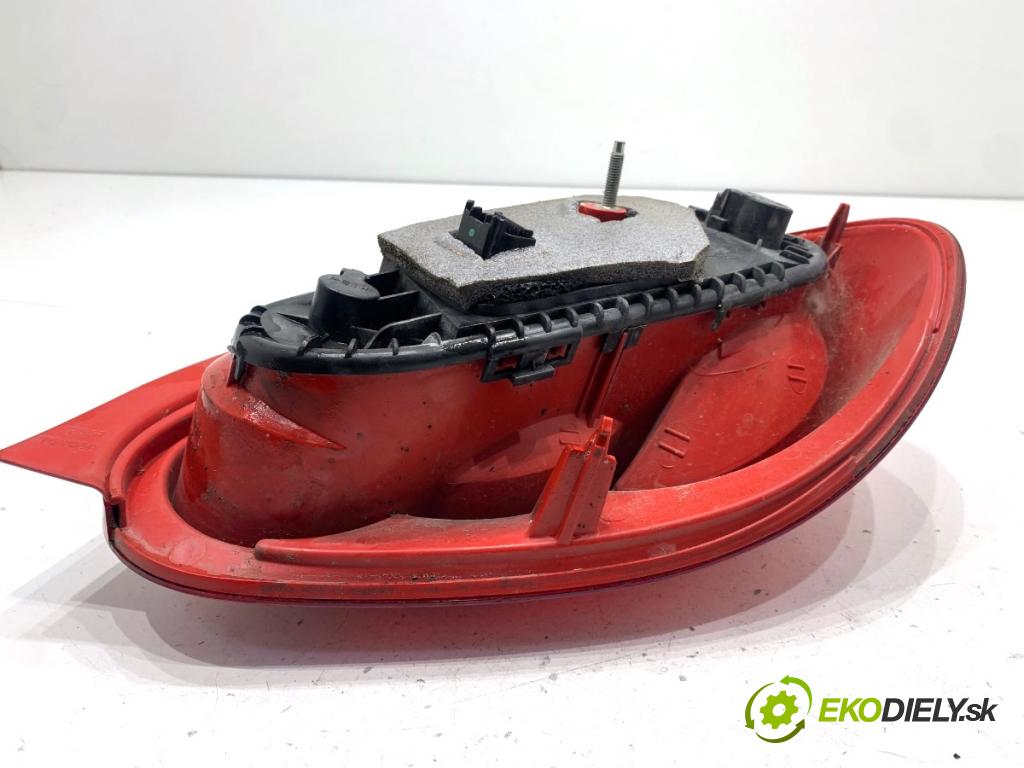 TOYOTA AYGO I liftback 2007 50 kW 1.0 (KGB10_) 998 Svetlo ľavy zad