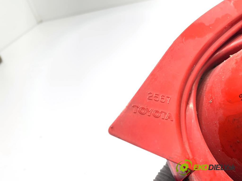 TOYOTA AYGO I liftback 2007 50 kW 1.0 (KGB10_) 998 Svetlo ľavy zad