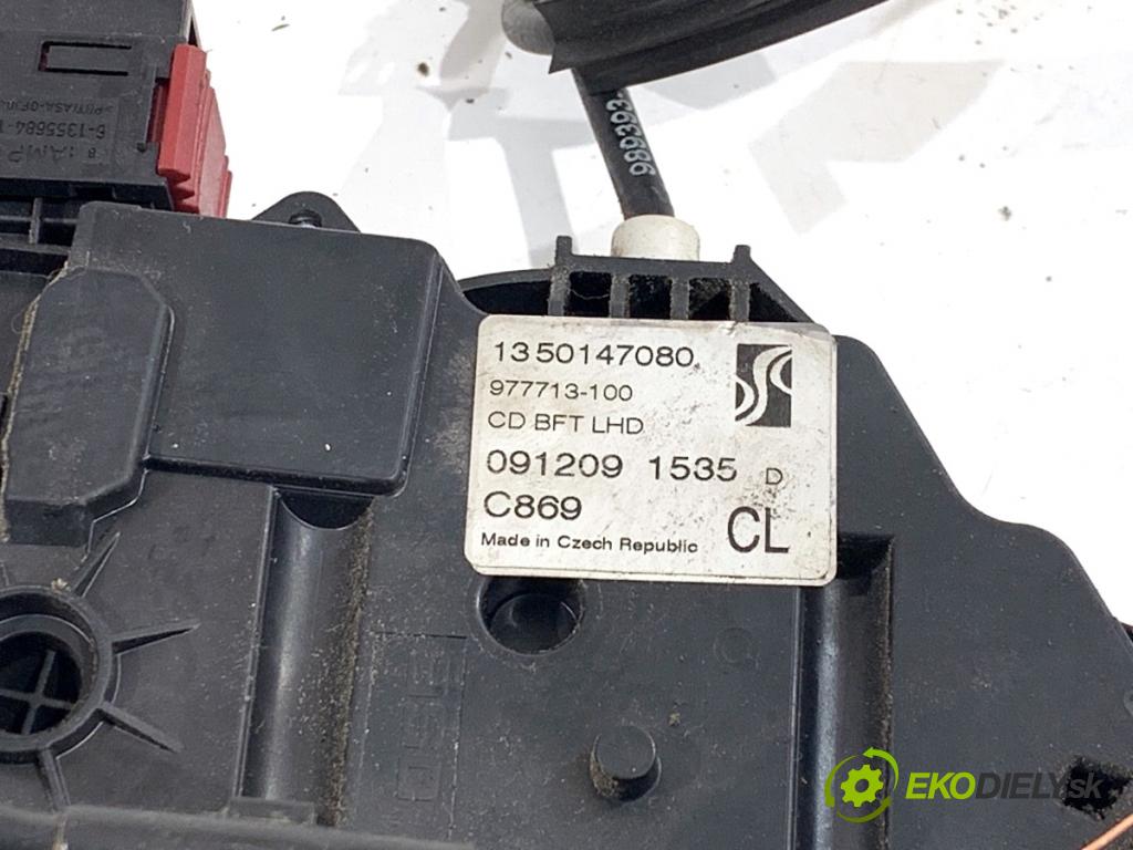 PEUGEOT BOXER II Platforma / podwozie 2010 88 kW 2.2 HDi 120 2198 zámok dveře pravý přední část 1350147080