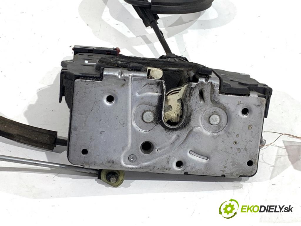 PEUGEOT BOXER II Platforma / podwozie 2010 88 kW 2.2 HDi 120 2198 zámok dveře levý přední část 1342155080