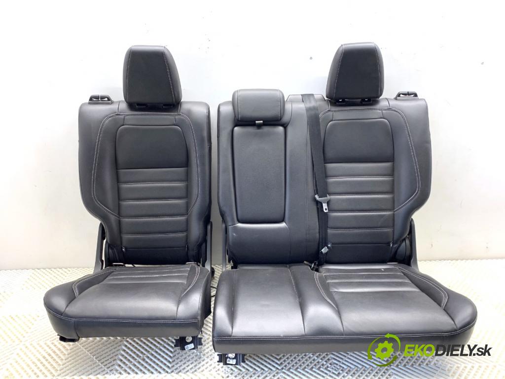 FORD USA ESCAPE III  2017 179 kW 2.0 179 kW [242 KM] 2017 - 2018 1983 sedadlo druhý VLÁDA: 