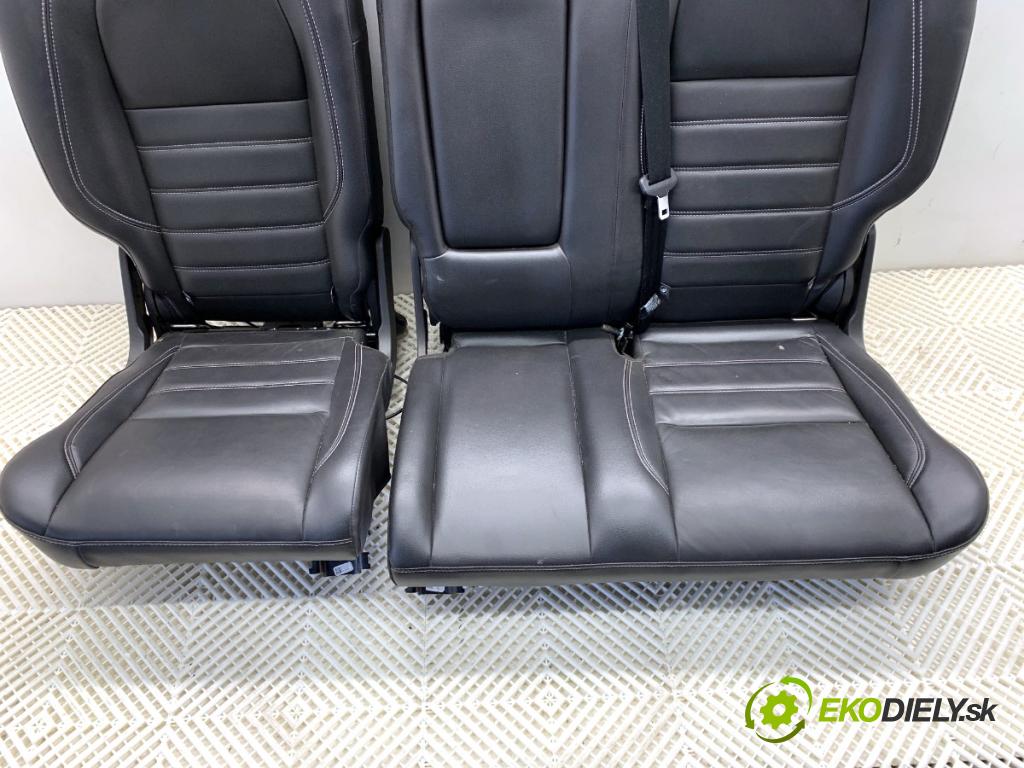 FORD USA ESCAPE III  2017 179 kW 2.0 179 kW [242 KM] 2017 - 2018 1983 Sedadlo druhý rad