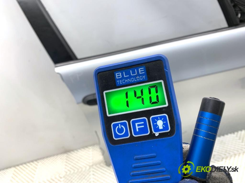 BMW E90 sedan 2005 95 kW 318 i 1995 Dvere pravy predný 354