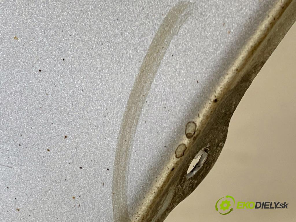 BMW E90 sedan 2005 95 kW 318 i 1995 Blatník pravy predný 354