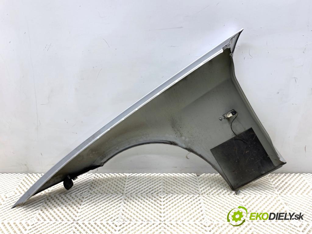BMW E90 sedan 2005 95 kW 318 i 1995 blatník pravý přední část 354
