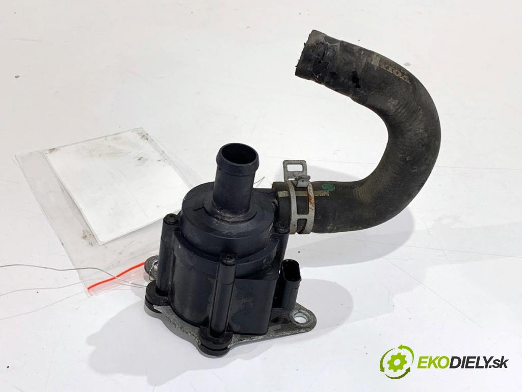 VOLVO V40 liftback 2016 88 kW D2 1969 DALŠÍ: pumpa vody 518705020 (Vodní pumpa)
