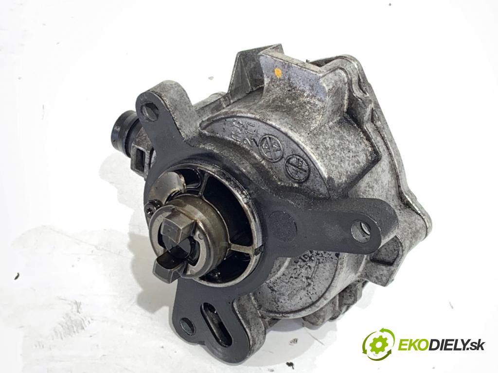 VOLVO V40 liftback 2016 88 kW D2 1969 Pumpa vákuová 31316688