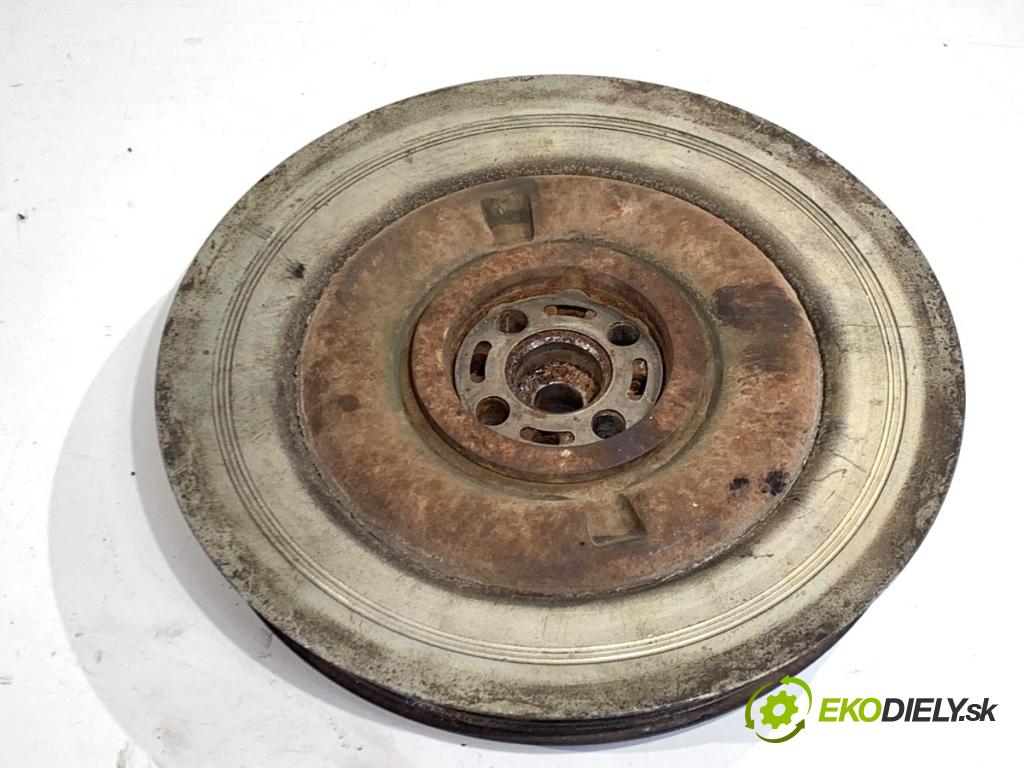 VOLVO V40 liftback 2016 88 kW D2 1969 koleso kolesová hriadeľa 31401194 (Remenica)