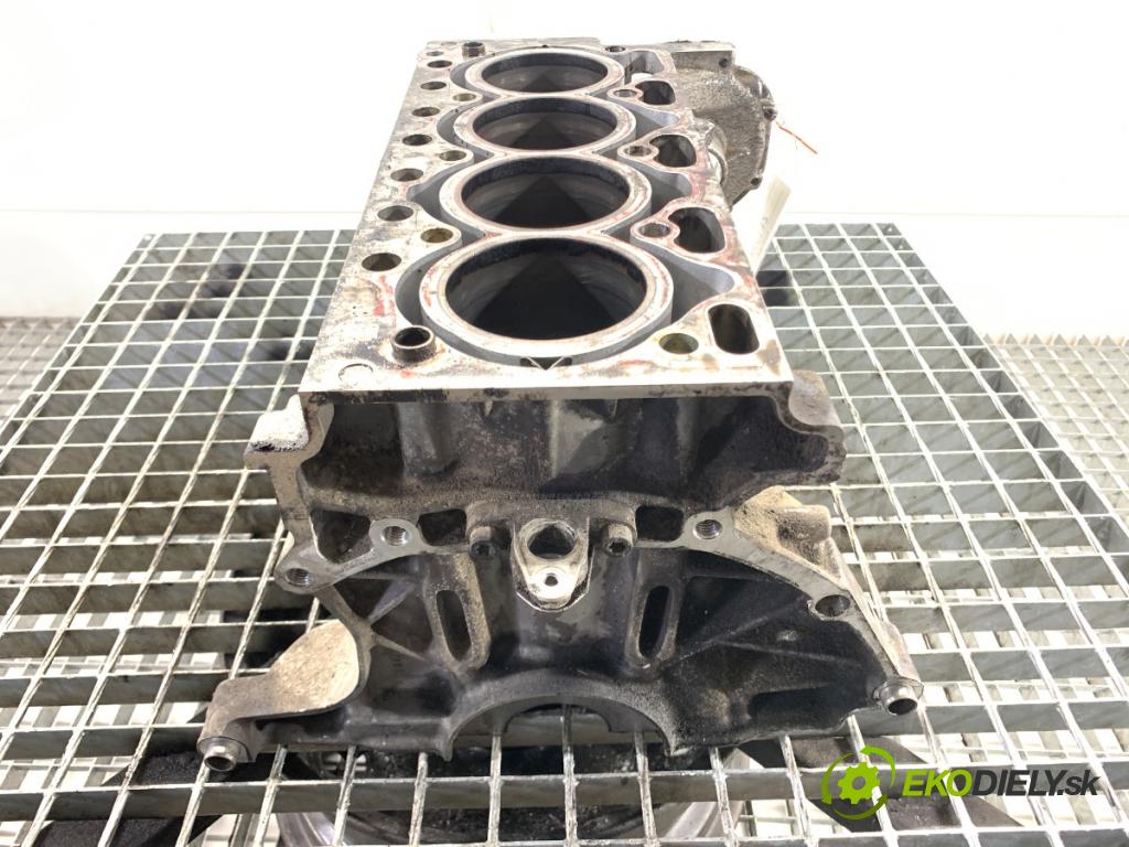 VOLVO V40 liftback 2016 88 kW D2 1969 blok Motor  (Blok motora)