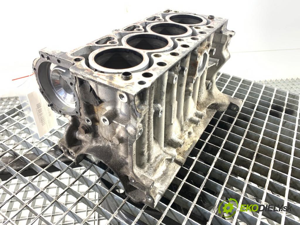 VOLVO V40 liftback 2016 88 kW D2 1969 blok Motor  (Blok motora)