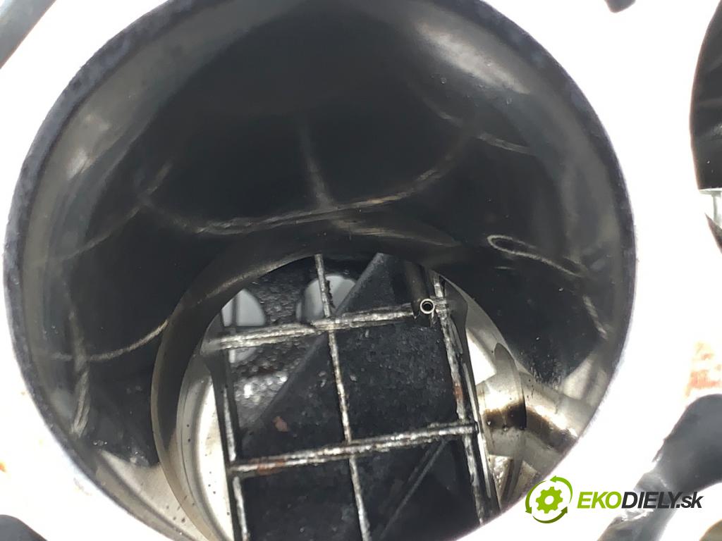 VOLVO V40 liftback 2016 88 kW D2 1969 blok Motor  (Blok motora)