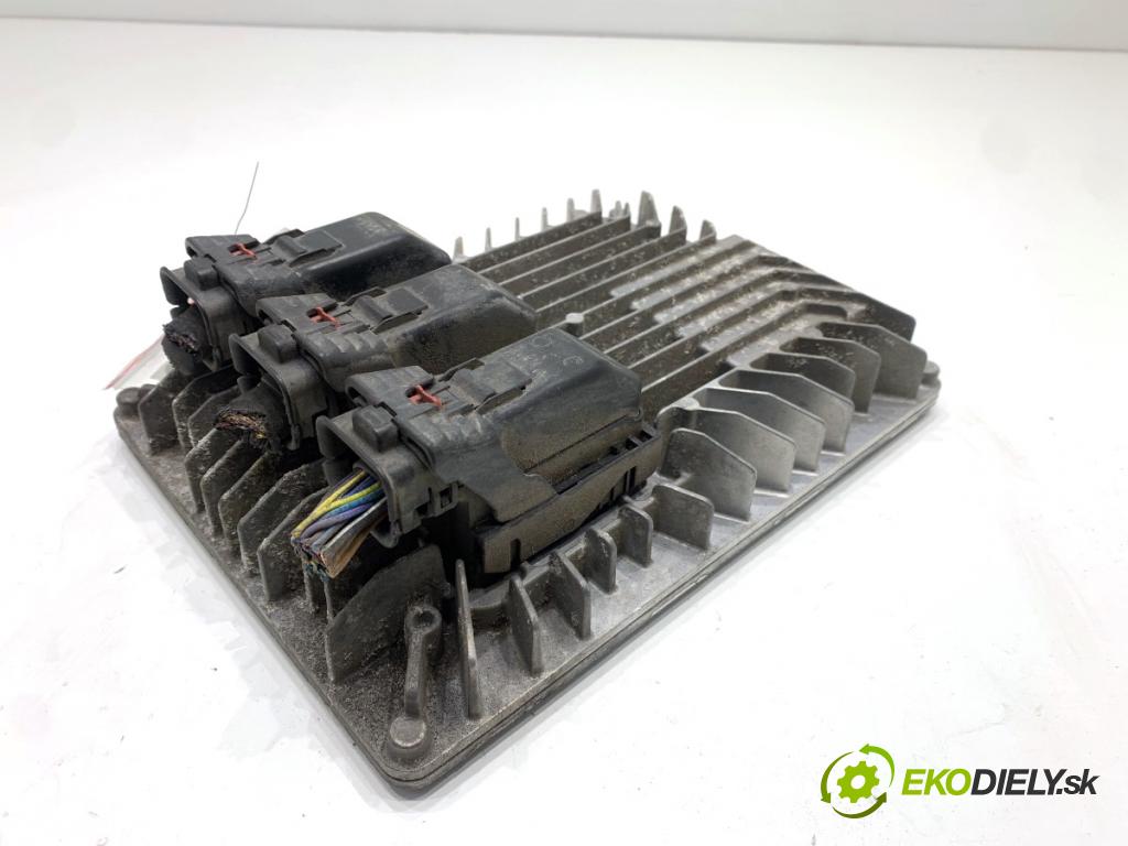 OPEL INSIGNIA A Kombi 2011 162 kW 2.0 Turbo (35) 1998 řídící jednotka motora 12633555 (Řídicí jednotka)