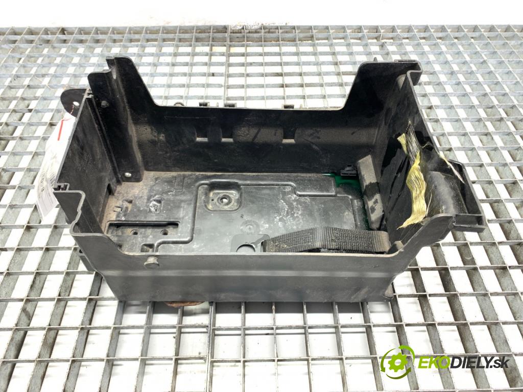 OPEL INSIGNIA A Kombi 2011 162 kW 2.0 Turbo (35) 1998 Obal akumulátora 13334616