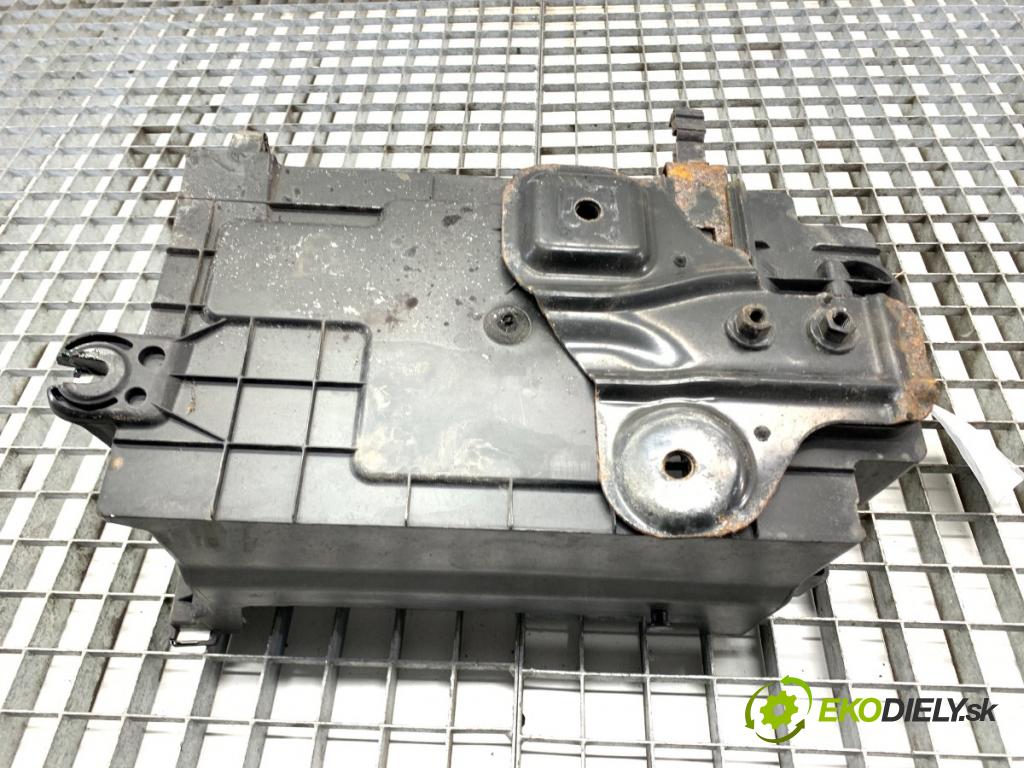 OPEL INSIGNIA A Kombi 2011 162 kW 2.0 Turbo (35) 1998 Obal akumulátora 13334616