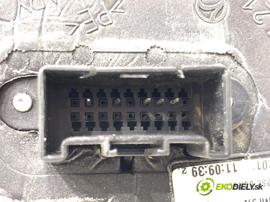 OPEL INSIGNIA A Kombi 2011 162 kW 2.0 Turbo (35) 1998 Spätné zrkadlo pravy Z41C