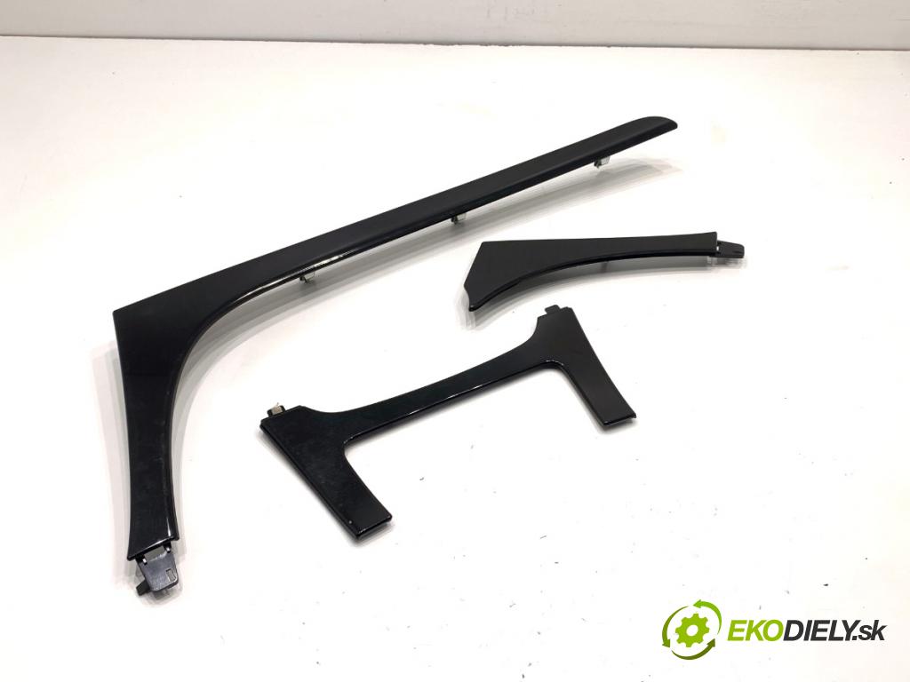 OPEL INSIGNIA A Kombi 2011 162 kW 2.0 Turbo (35) 1998 lišty kryt 13242092 13221845 (Lišta)