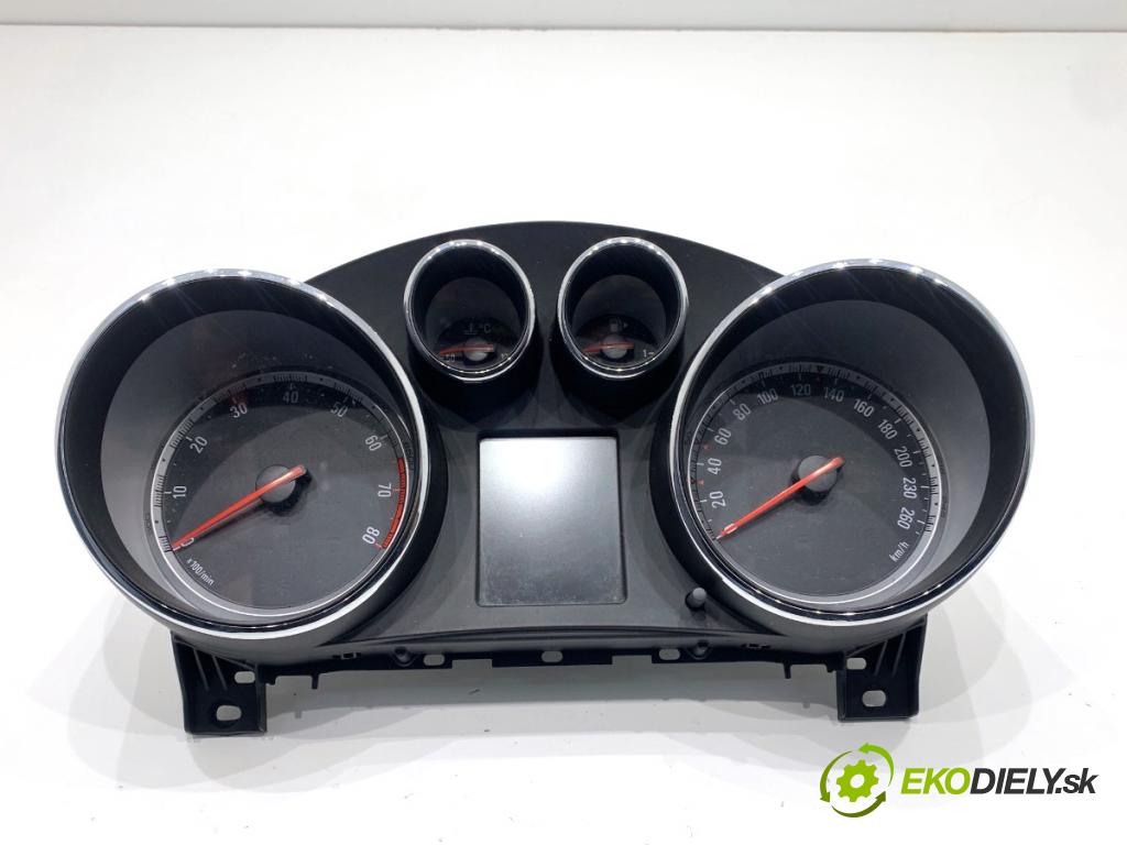 OPEL INSIGNIA A Kombi 2011 162 kW 2.0 Turbo (35) 1998 Prístrojovka 20930207 (Prístrojová doska)