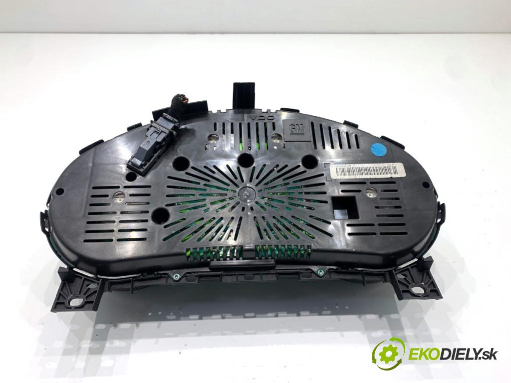 OPEL INSIGNIA A Kombi 2011 162 kW 2.0 Turbo (35) 1998 Prístrojovka 20930207 (Prístrojová doska)