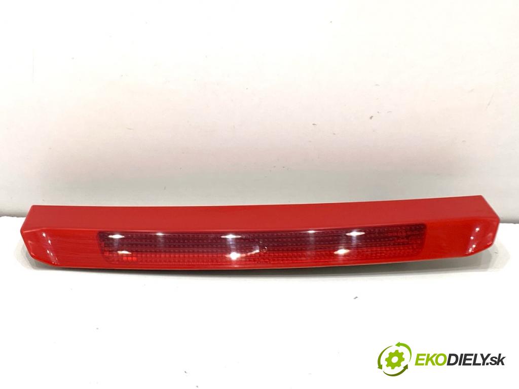 OPEL INSIGNIA A Kombi 2011 162 kW 2.0 Turbo (35) 1998 Svetlo brzdových svetiel 13226860