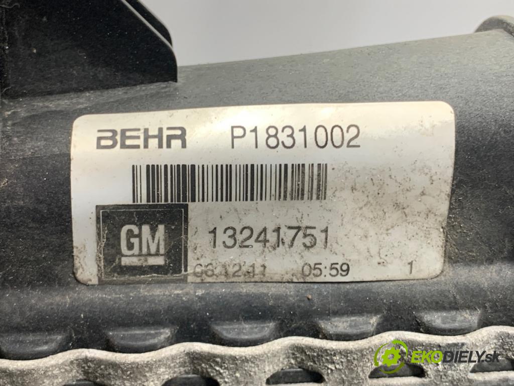 OPEL INSIGNIA A Kombi 2011 162 kW 2.0 Turbo (35) 1998 intercooler 13241751 (Intercooler (chladič nasávaného vzduchu))