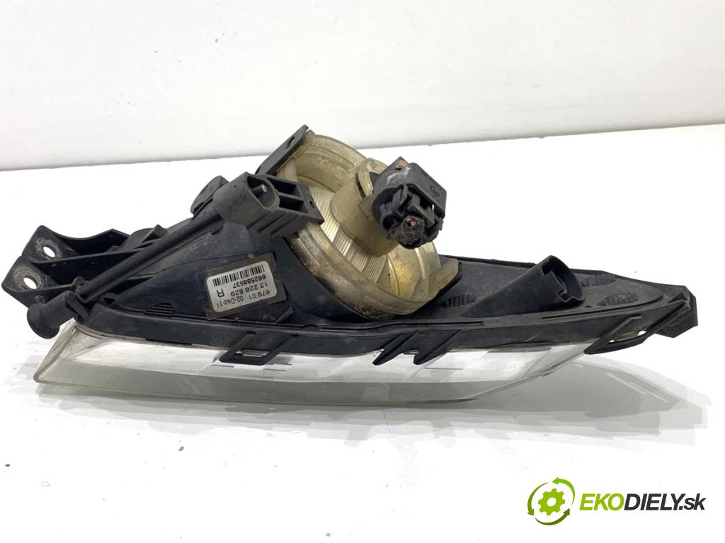 OPEL INSIGNIA A Kombi 2011 162 kW 2.0 Turbo (35) 1998 hmlové svetlo, hmlovka pravý přední část 13226829