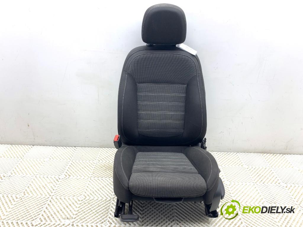 OPEL INSIGNIA A Kombi 2011 162 kW 2.0 Turbo (35) 1998 Sedadlo ľavy predný 