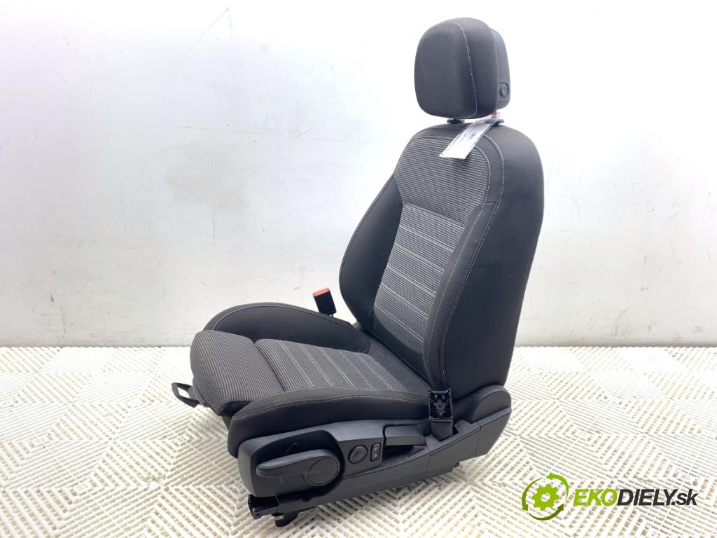 OPEL INSIGNIA A Kombi 2011 162 kW 2.0 Turbo (35) 1998 Sedadlo ľavy predný
