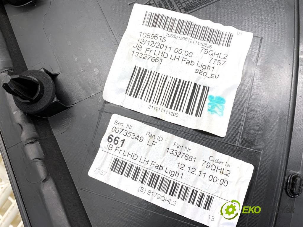 OPEL INSIGNIA A Kombi 2011 162 kW 2.0 Turbo (35) 1998 čalúnenie Dvere ľavy predný