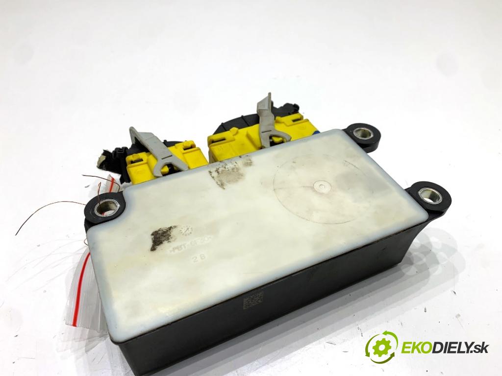 OPEL INSIGNIA A Kombi 2011 162 kW 2.0 Turbo (35) 1998 senzor airbag 13583433 (Snímač)