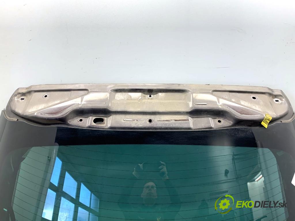 OPEL INSIGNIA A Kombi 2011 162 kW 2.0 Turbo (35) 1998 kapota zad Z41C