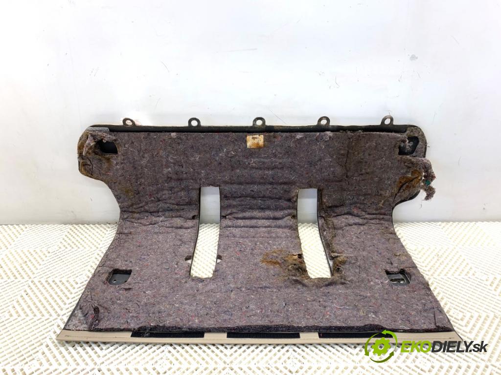 TOYOTA LAND CRUISER J12 samochód terenowy zamknięty 2006 127 kW 3.0 D-4D (KDJ120, KDJ125, KDJ121) 2982 KRYTINA: koberec kufra 